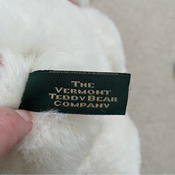 Vintage Vermont Teddy Love Bear 1995 - New with Tags ❤️ - Picture 7 of 14